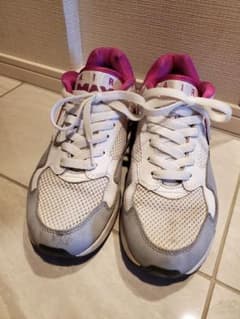 【値下げ】NIKE ナイキ エアマックスSTのサムネイル