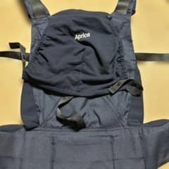 Aprica ネイビー 抱っこ紐のサムネイル