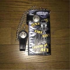 ＯＮＥＰＩＥＣＥエースの財布のサムネイル