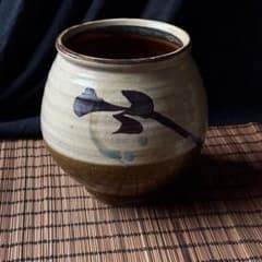 濱田庄司 浜田庄司 地掛鉄絵花瓶 人間国宝 益子焼 - メルカリ