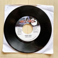 Spragga Benz Gonna Fight レゲエレコードのサムネイル