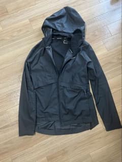 NIKE ブラック　ジャケットのサムネイル