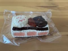 Blooming Japan 昭和ケーキ ストロベリーチョコレートのサムネイル