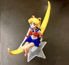 ★セーラームーン　フィギュア　新品未開封　★のサムネイル