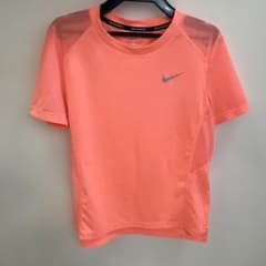 NIKE RUNNING シャツ　Mサイズのサムネイル