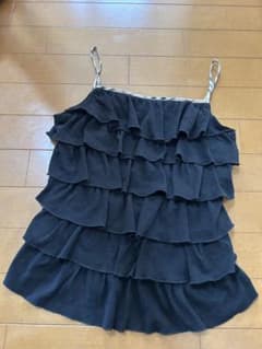 BURBERRY BLUE LABEL フリルキャミソール 38 黒 - メルカリ