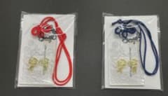 限定品】ミャクミャクアクリルお守り（箔押し）赤 紺の2点セット | Mercari