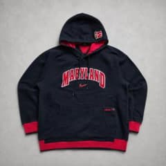 古着 NIKE MARYLAND プルオーバーパーカー 刺繍ロゴのサムネイル