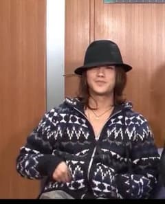 赤西 着 カウチン ニット パーカー bandage KAT-TUN LANDSのサムネイル