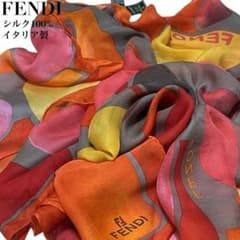 美品✨FENDI フェンディ シルク ロゴ 大判スカーフ ストール イタリア製 美品✨FENDI フェンディ シルク ロゴ 大判スカーフ ストール
