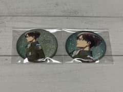 Attack Titan　Winter's Journey Can Badge - Levi