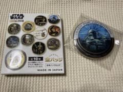 【新品】スター・ウォーズ　マンダロリアン　グローグー　金バッジ　缶バッジのサムネイル