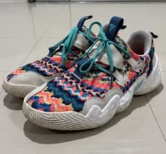 adidas Trae Young 1 バスケットボールシューズのサムネイル