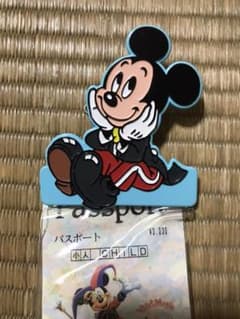 お値下げ！ディズニーランド パスポートチケットホルダー レトロ ミッキーのサムネイル