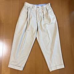 BEAMS PLUS / 2プリーツ チノ トラウザーズのサムネイル