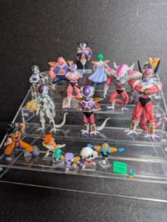 ドラゴンボール フリーザ軍 ギニュー特戦隊 台座付のサムネイル