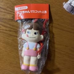 ペコちゃんマスコット人形のサムネイル