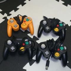 ゲームキューブコントローラのサムネイル