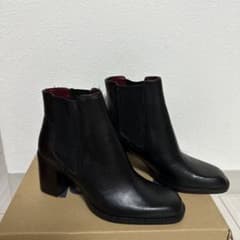 【ZARA】ショートブーツのサムネイル