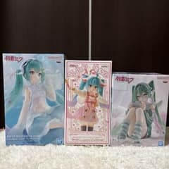 初音ミク　フィギュアまとめ売り　30個セット 初音ミク フィギュア 3点セット まとめ売り - メルカリ