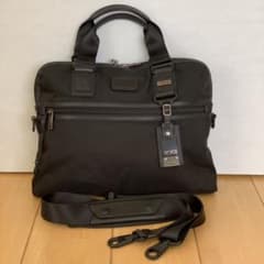 TUMI トートバッグ　ショルダー付きのサムネイル