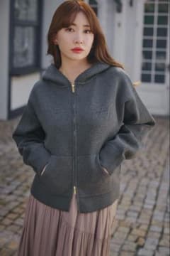 一度のみ着用 herlipto Smooth Knit Hoodie gray - メルカリ