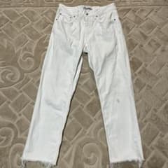 ZARA ホワイトデニムパンツ カットオフ　EUR38 USA30のサムネイル