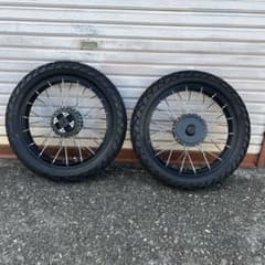 ハンターカブ125 ガネーシャタイヤ付き前後チューブレスホイールセットのサムネイル