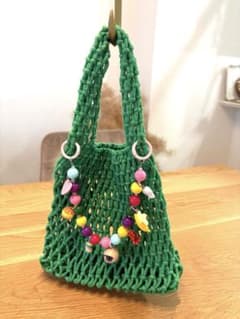 【ハンドメイド・チャーム】◆バッグ付き◆ドーパミンカラー あみバッグのサムネイル