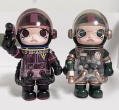 MEGA SPACE MOLLY 100% 2体 スペースモリーのサムネイル