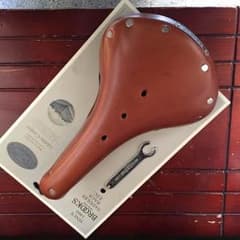 値下げ BROOKS サドル 【B17 STANDARD ライトブラウン】未使用のサムネイル