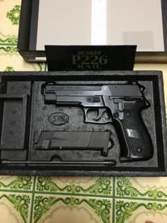 エアガン  P226のサムネイル