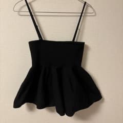 美品 LOWRYSFARM ペプラムニットキャミのサムネイル