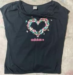 アディダス   Tシャツのサムネイル