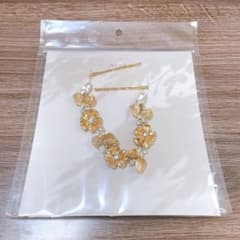 Jourie フラワーモチーフ ヘッドドレス ゴールドのサムネイル