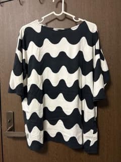 【最終値下げ】marimekko LOKKI トップスのサムネイル