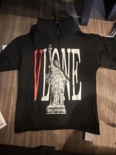 VLONE Statue of Liberty パーカー - メルカリ