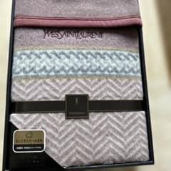 イヴ・サンローラン カシミヤ混ウール毛布 - メルカリ