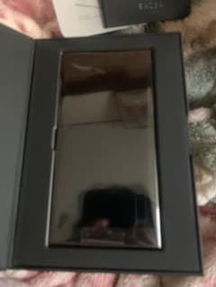 Razer Phone2中古 値下げしましたのサムネイル