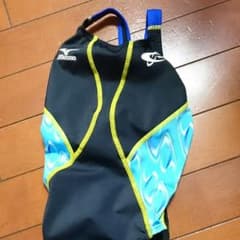 競泳用水着のサムネイル