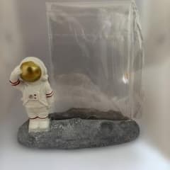 写真立て　宇宙飛行士　月　アポロのサムネイル