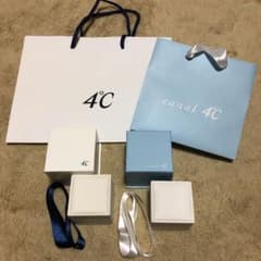 4℃、カナル4℃ 紙袋　アクセサリーボックス　リボンのサムネイル