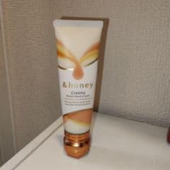 &honey Creamy Moist ハンドクリーム　セール中‼️のサムネイル
