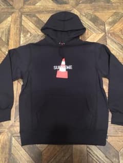 supreme パーカーのサムネイル