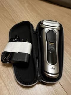 Braun Series 9 Pro+ メンズ電気シェーバーのサムネイル