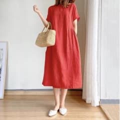 シンプル 半袖ロングワンピース 赤色　夏 ワンピース ルーズフィットのサムネイル