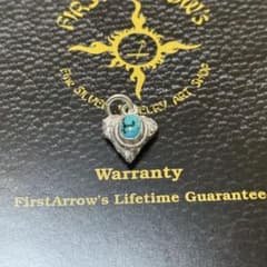 FIRST ARROWS ターコイズ付ハート型 矢じりトップのサムネイル
