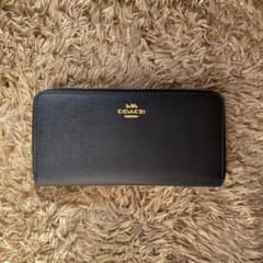 COACHのサムネイル
