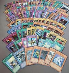遊戯王ボロボロまとめ売りのサムネイル