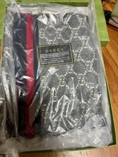 【新品】GUCCI GGパターン マフラーのサムネイル